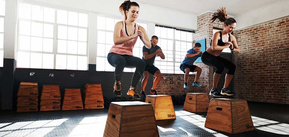 10 Tips to Dominate Your Group Fitness Class 