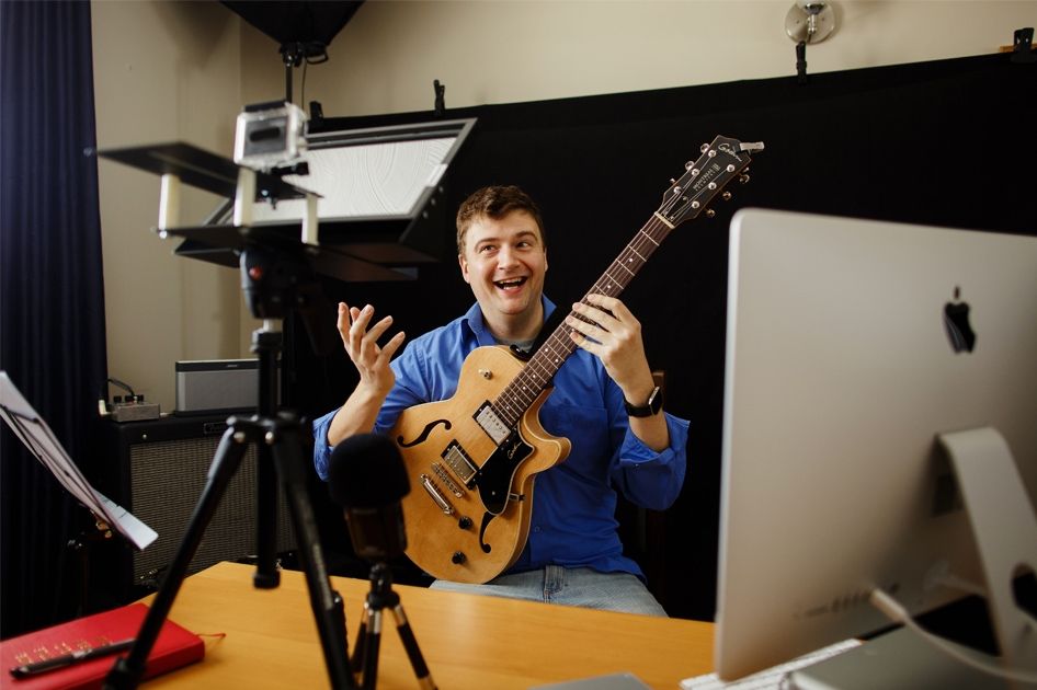 Marc-Andre Seguin recording an online jazz guitar lesson in his studio